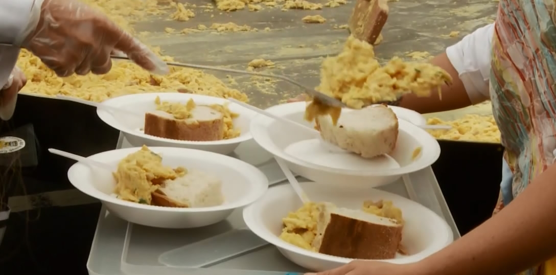 Visitors flock to Belgium's giant omelette festival despite scandal - CGTN
