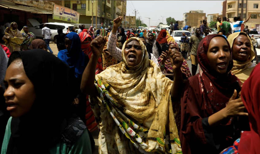 Hundreds gather across Nile from Khartoum after deadly clashes - CGTN