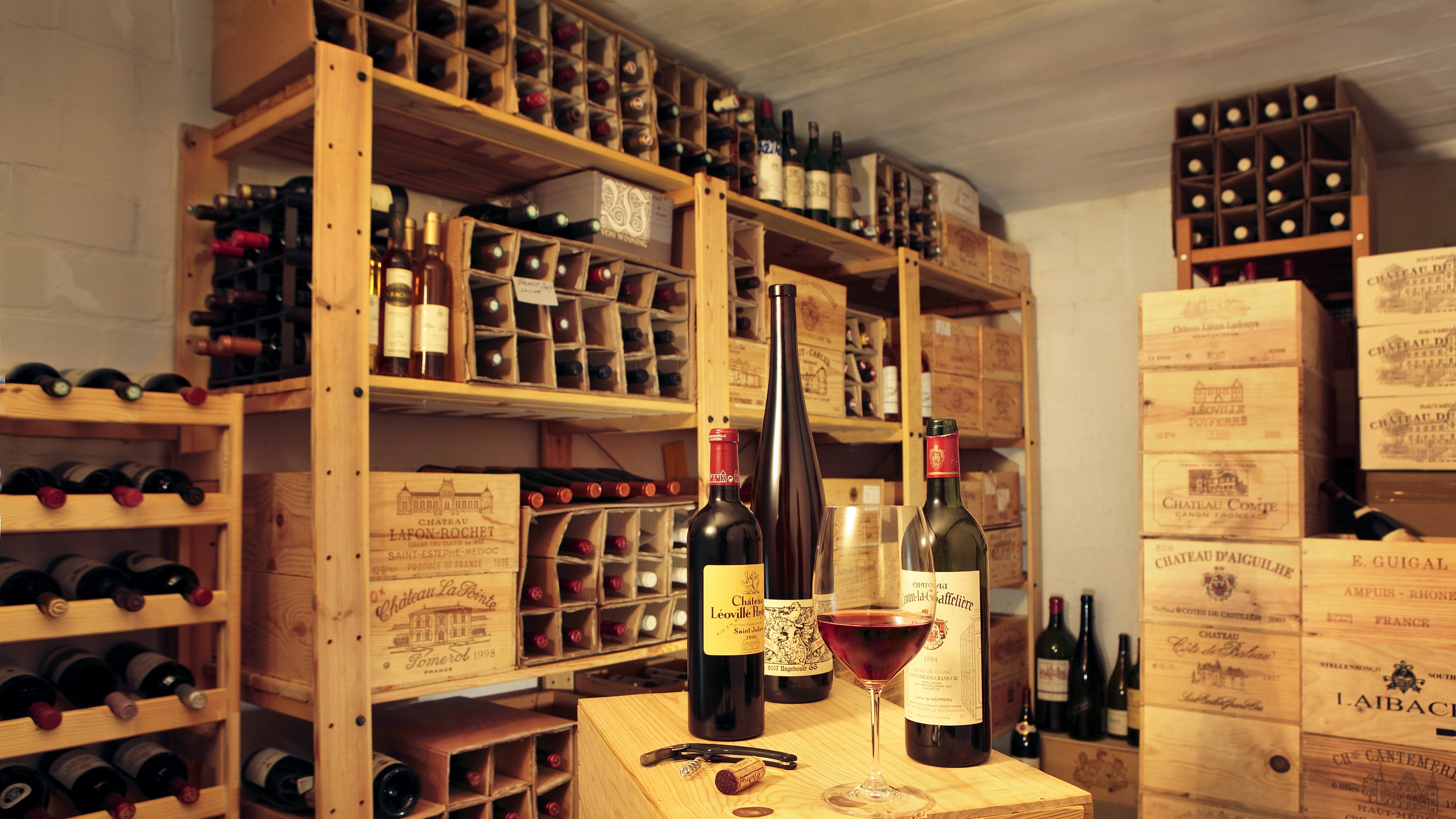 U.S. hits Scotch whisky, Italian cheese, French wine with 25 tariffs