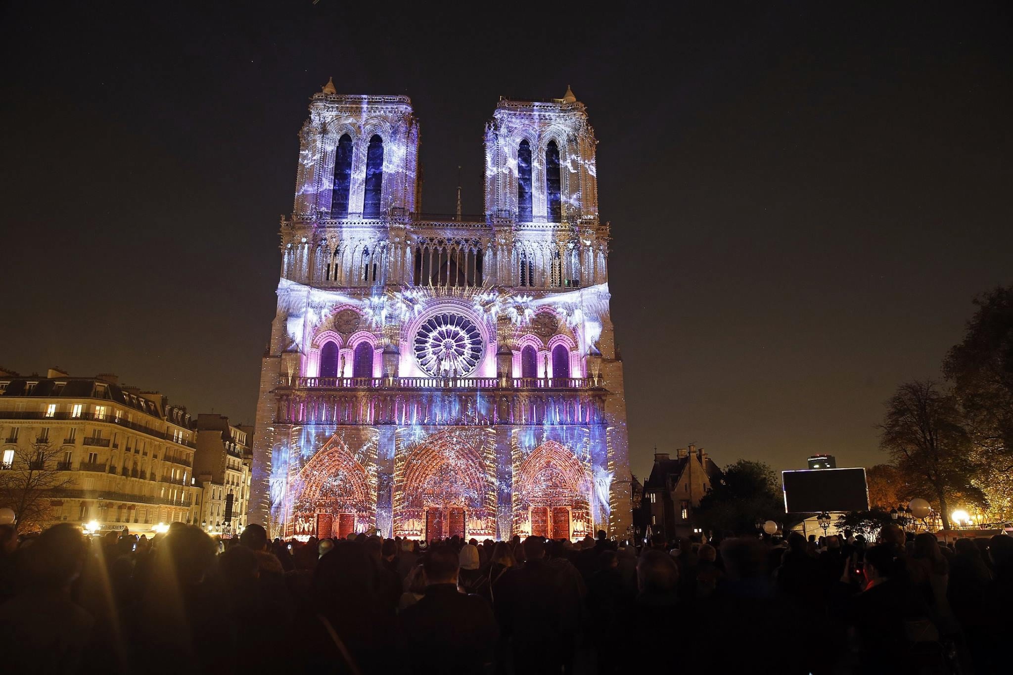Breathtaking light show at NotreDame Cathedral France CGTN
