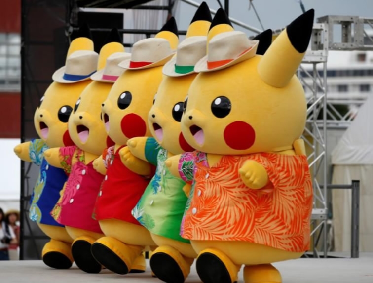 Pokemon Go Fans Join Giant Pikachus At Yokohama Festival Cgtn