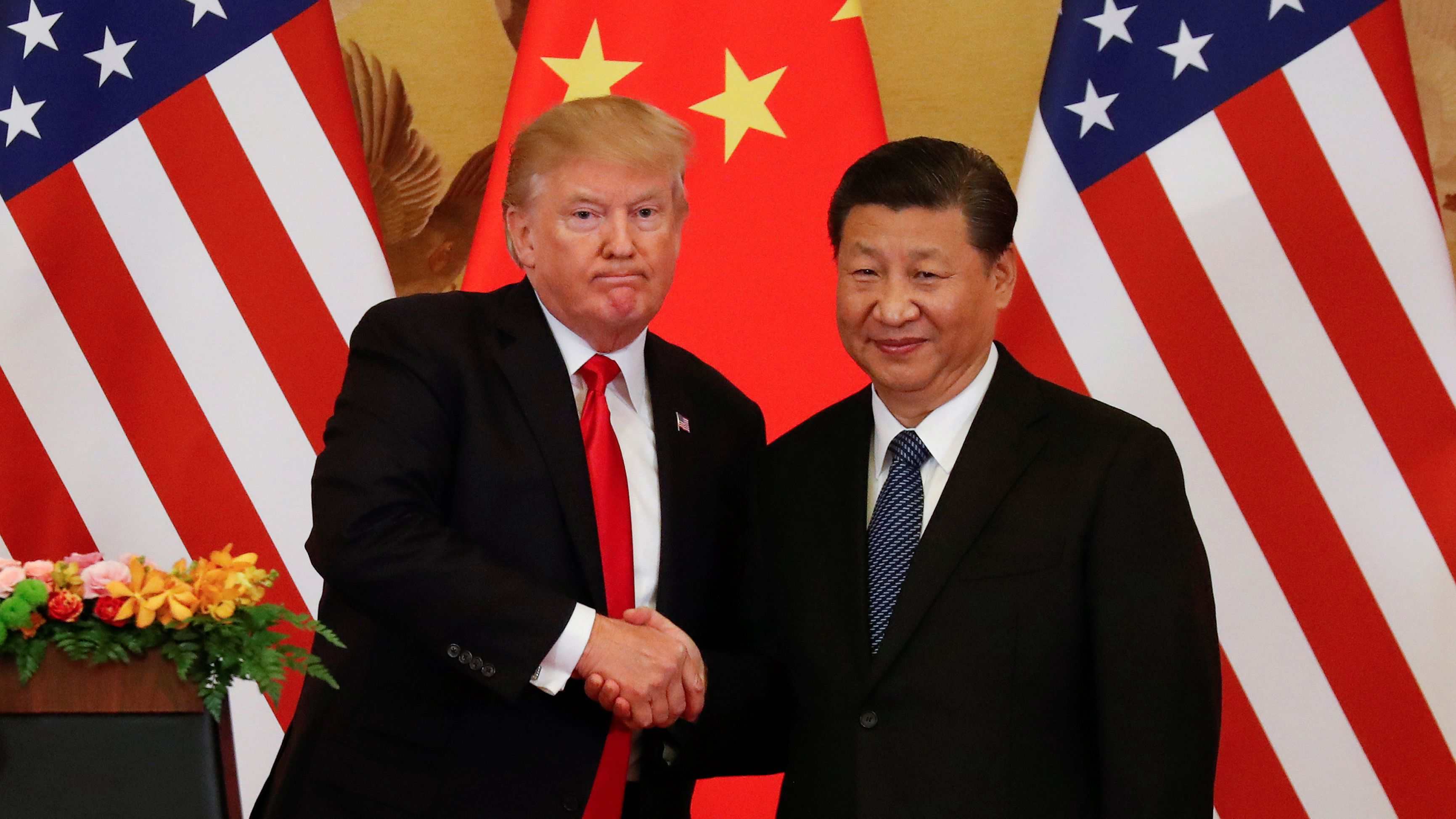Переговоры с китайцами. Трамп и си Цзиньпин. Трамп и Лидер КНР си Цзиньпин. Си Цзиньпин в Америке.