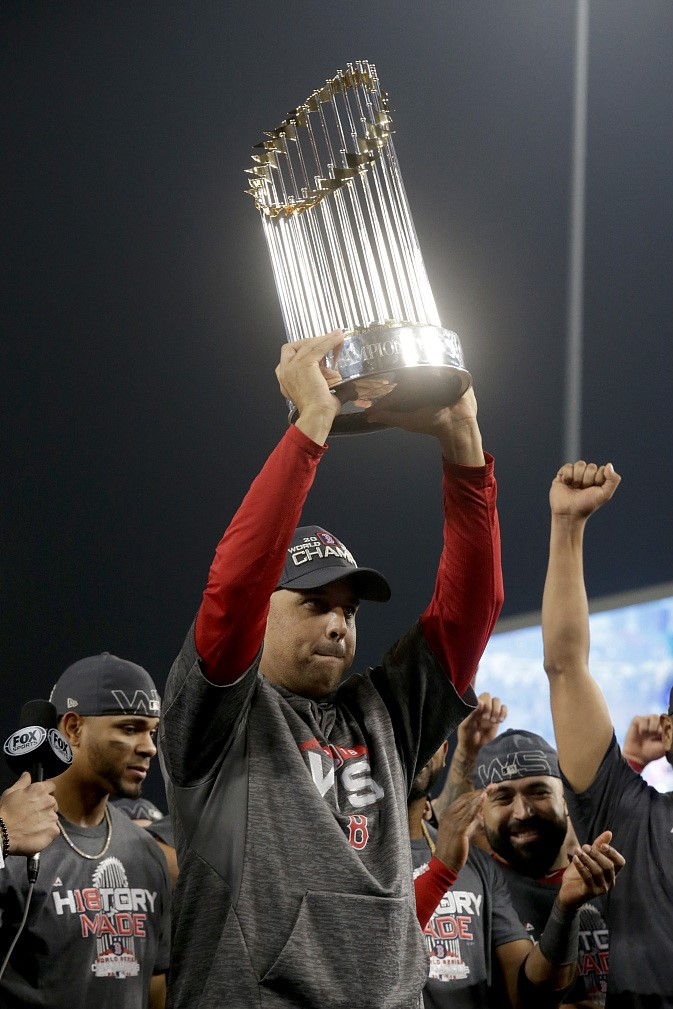 Alex Cora wants to take World Series trophy to Puerto Rico - Sports  Illustrated