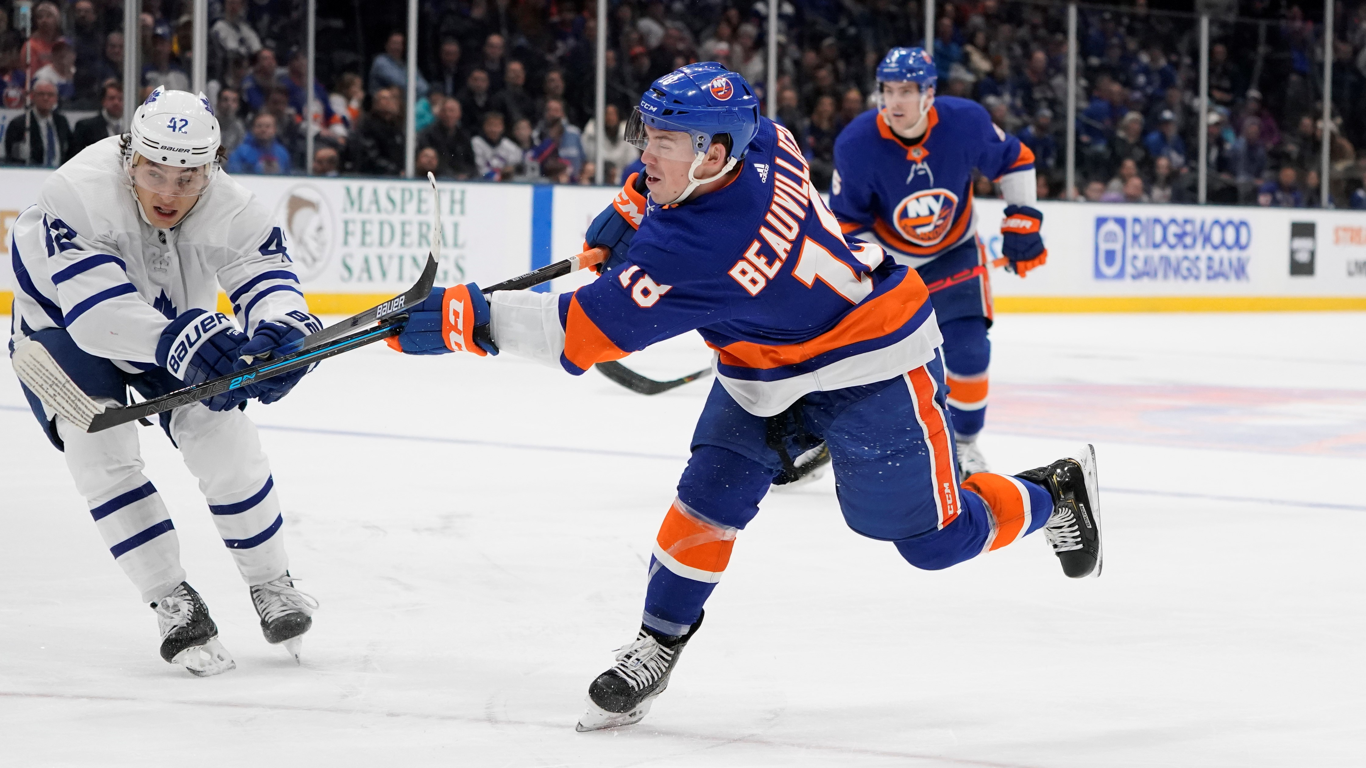 Beauvillier, Islanders beat Leafs for 12th win in 13 games ...