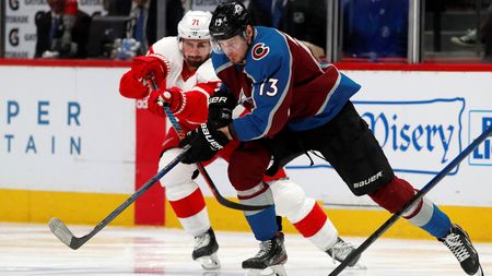 MacKinnon reaches 30-goal mark, Avs beat Red Wings 6-3 - CGTN