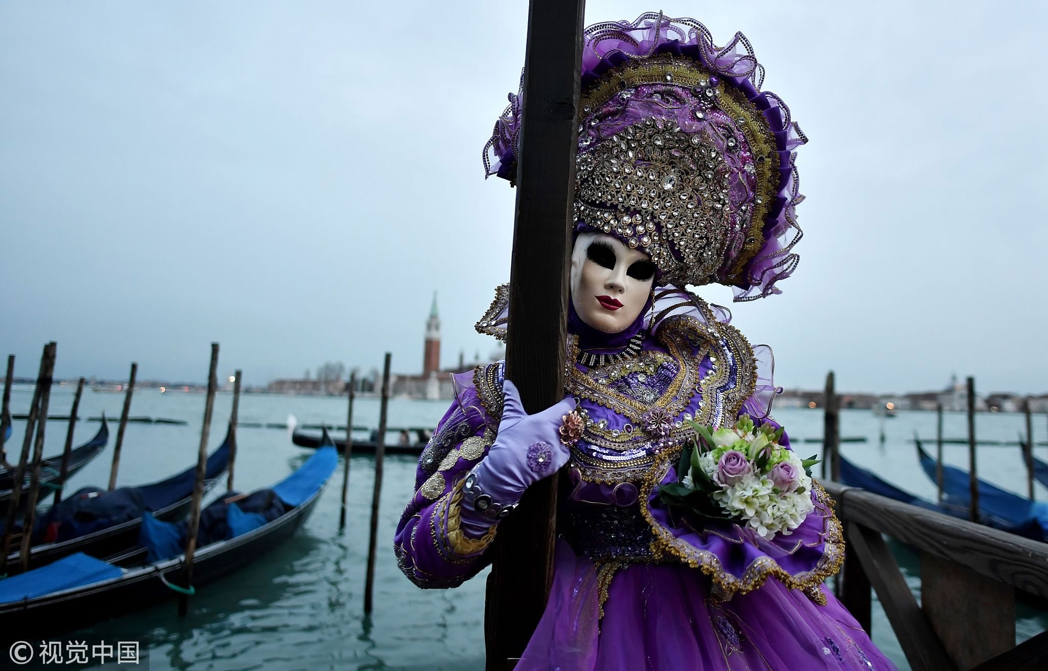 Carnival atmosphere magically expressed in the city of Venice - CGTN