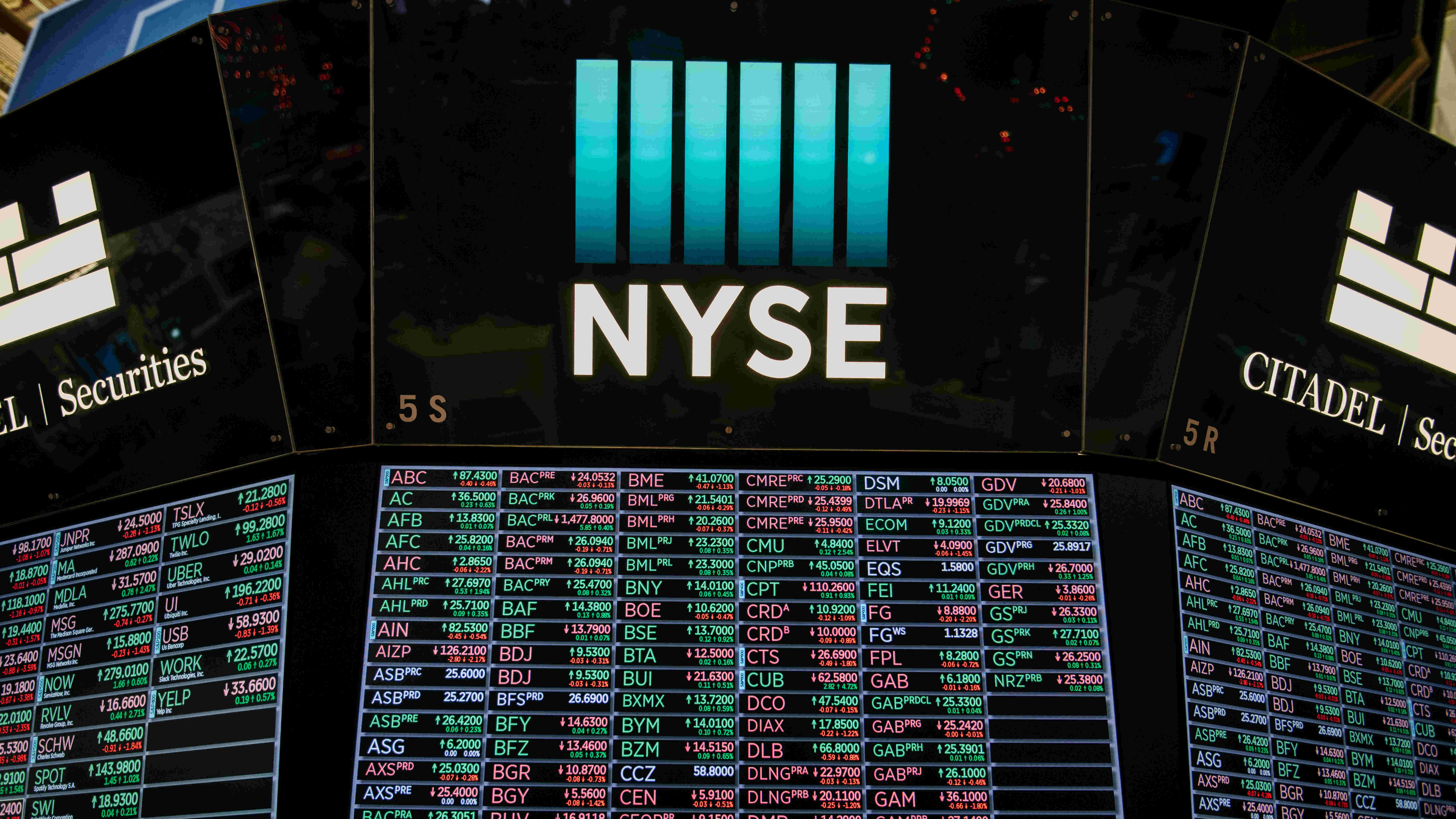 U S Stocks Close Higher Amid Jobs Data CGTN
