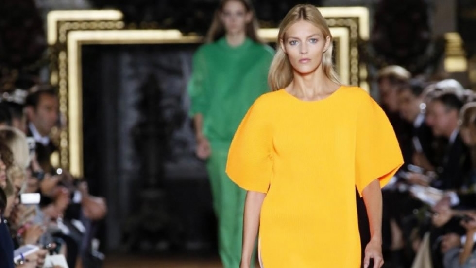 Stella McCartney - Elevating The Status Of Sustainable Fashion To The  Higher Echelons Of Haute Couture — MOT MAG