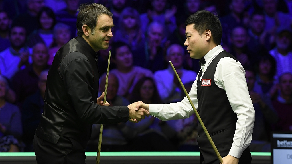 China's Ding Junhui dumps O'Sullivan at snooker UK Championship