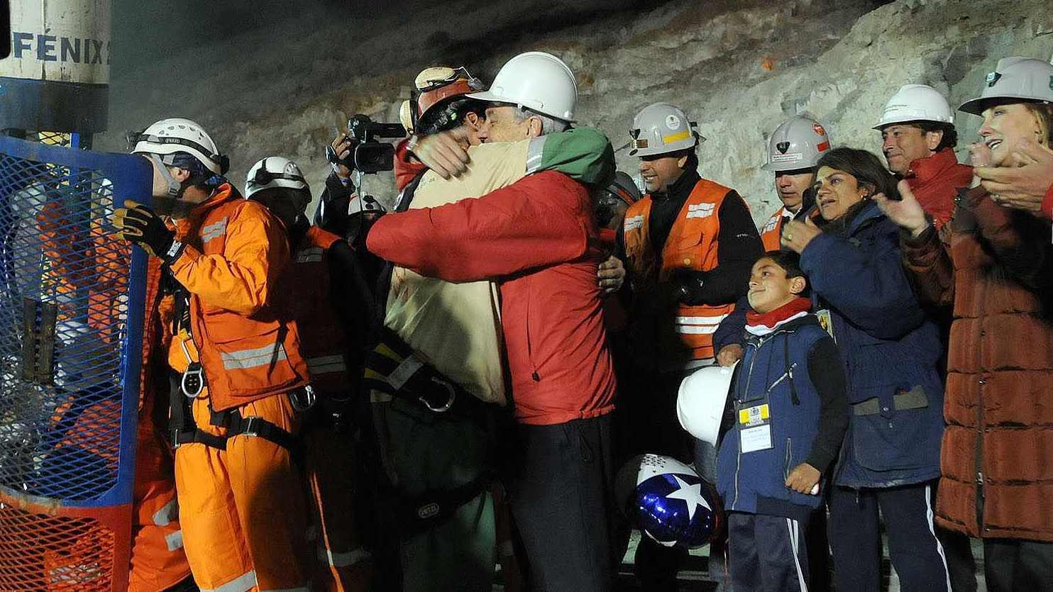 Chilean miners warn Thai boys about exploitation - CGTN