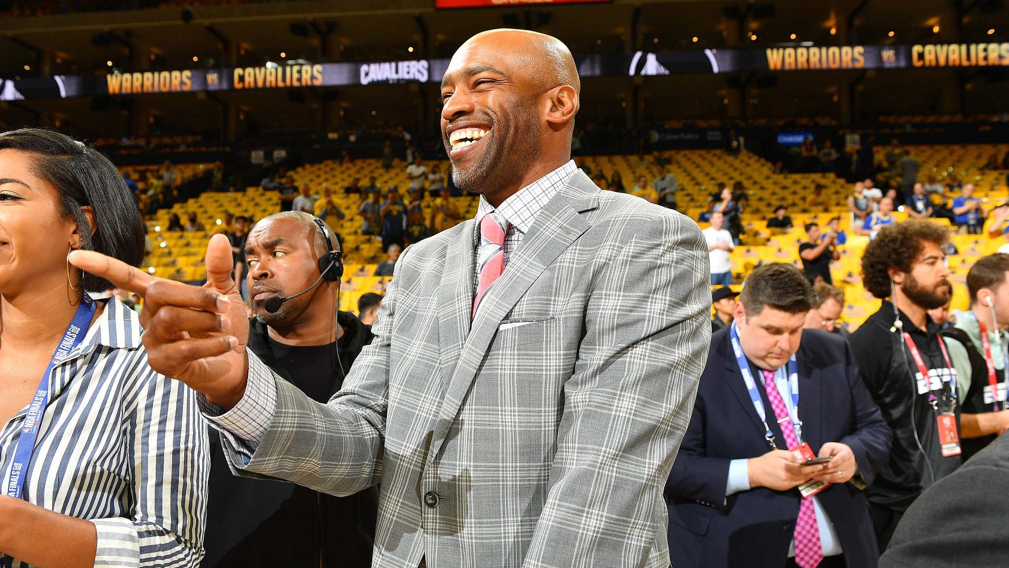 FOX Sports Southeast adds Vince Carter to Hawks broadcast team for