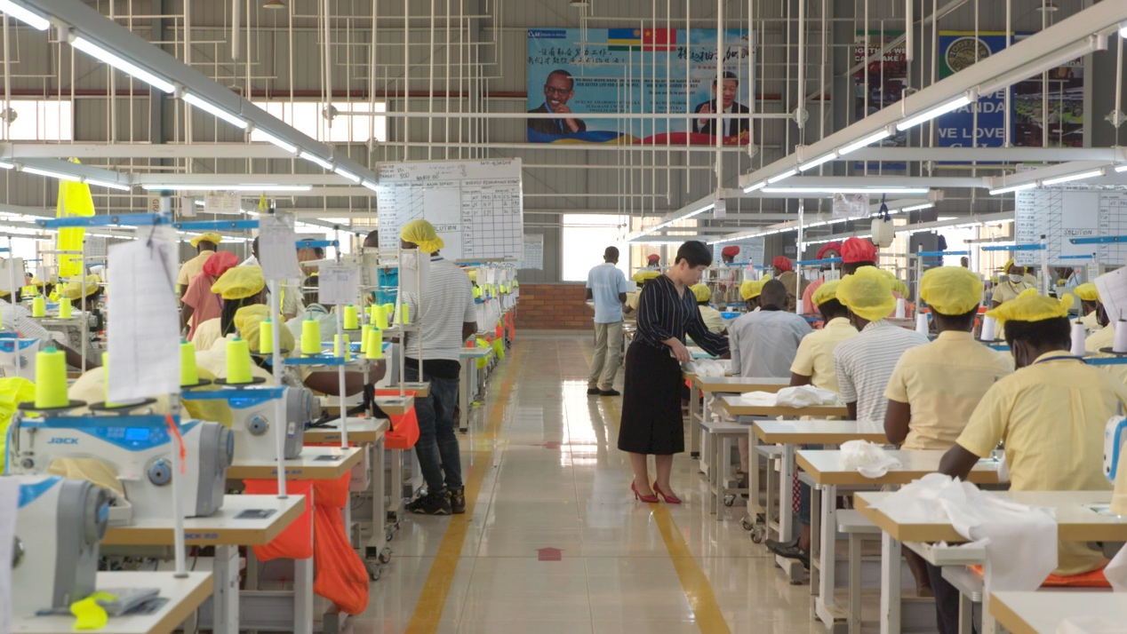 Chinese garment factory contributes to “Made in Rwanda” campaign CGTN