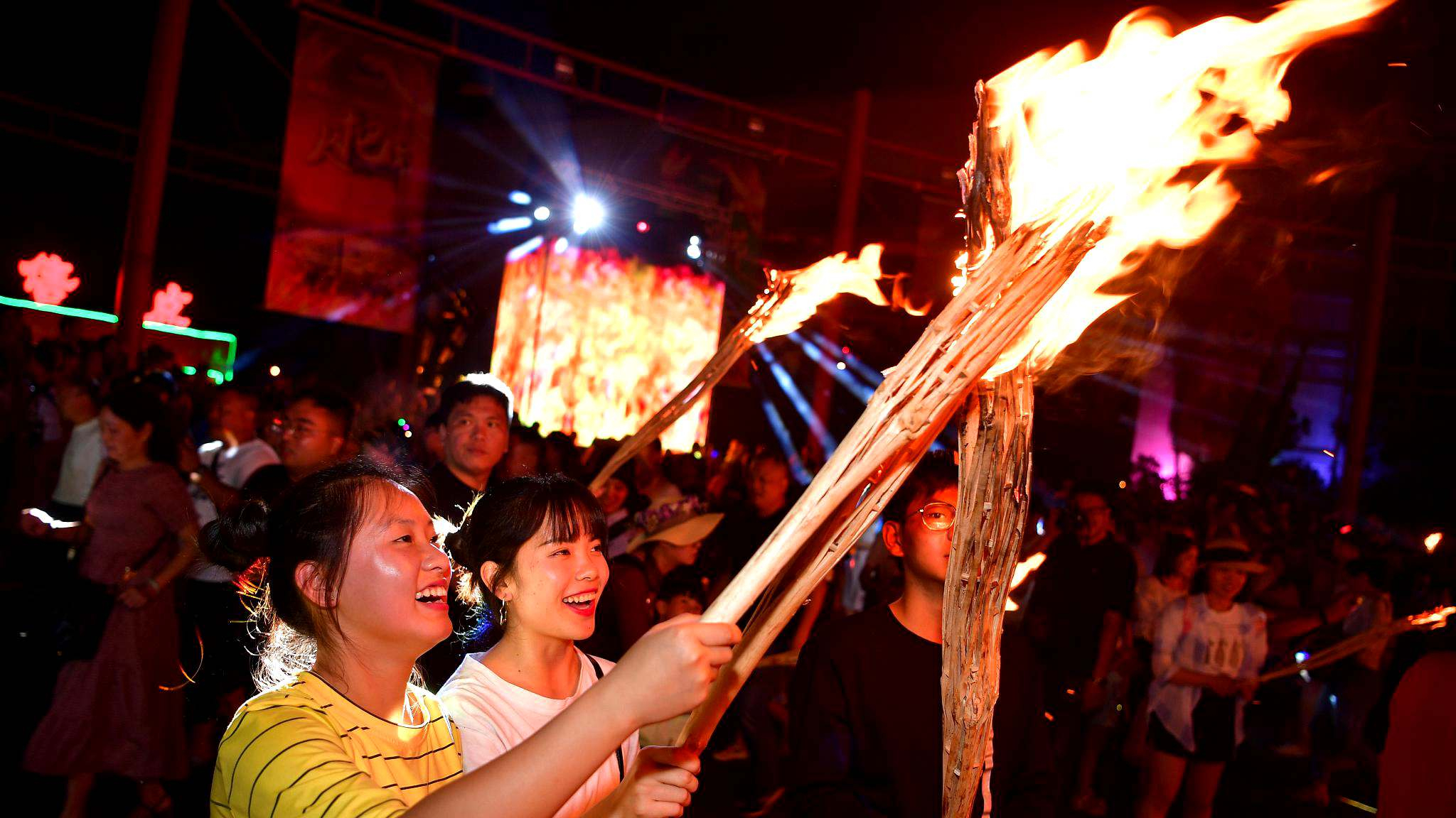 2018 China Kunming Yi Torch Festival held in Yunnan - CGTN