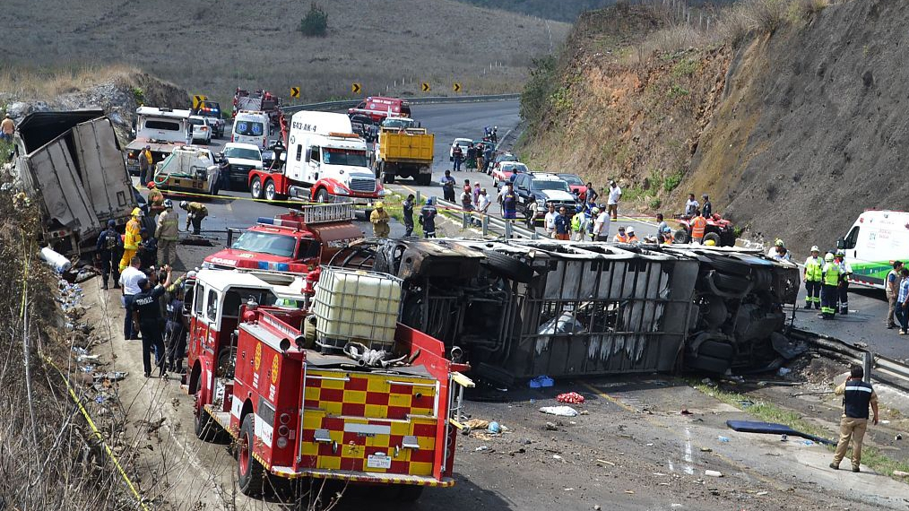 At Least 21 Dead In Southern Mexico Fiery Bus Accident Cgtn