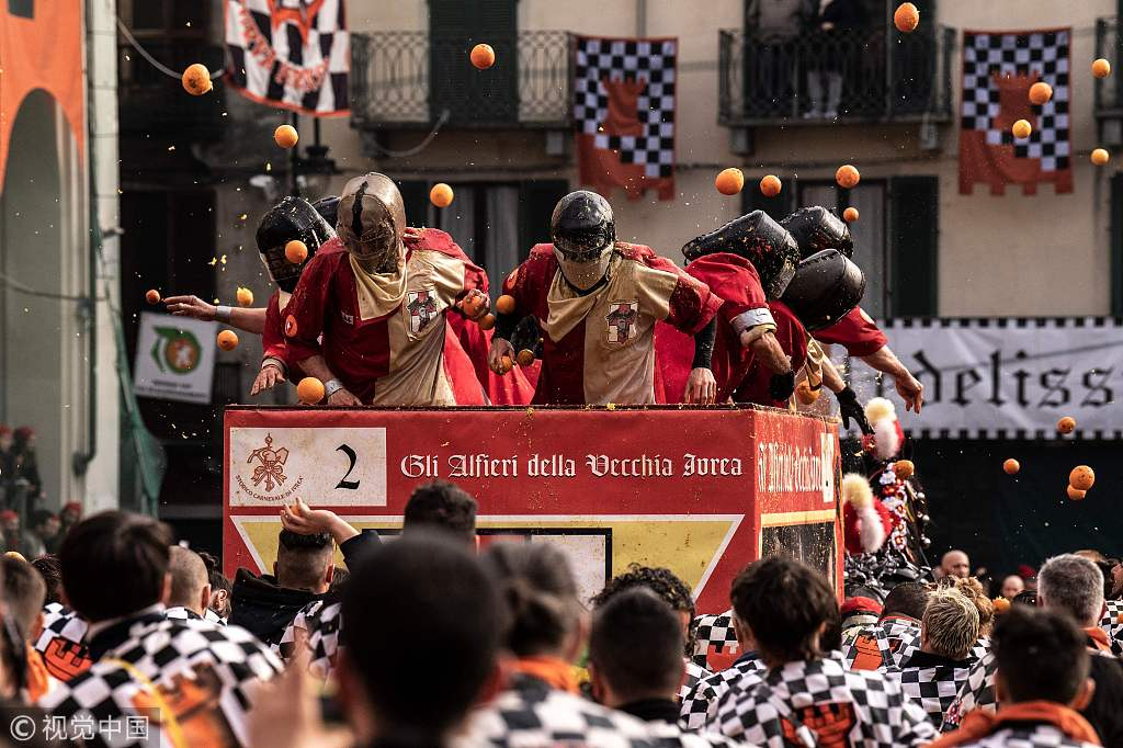 Battle Of The Oranges In Ivrea Italy CGTN Battle Of The Oranges In Ivrea Italy CGTN