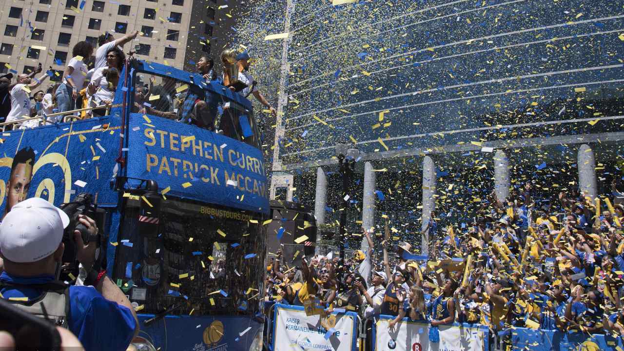 Over a million fans join Golden State Warriors for championship parade
