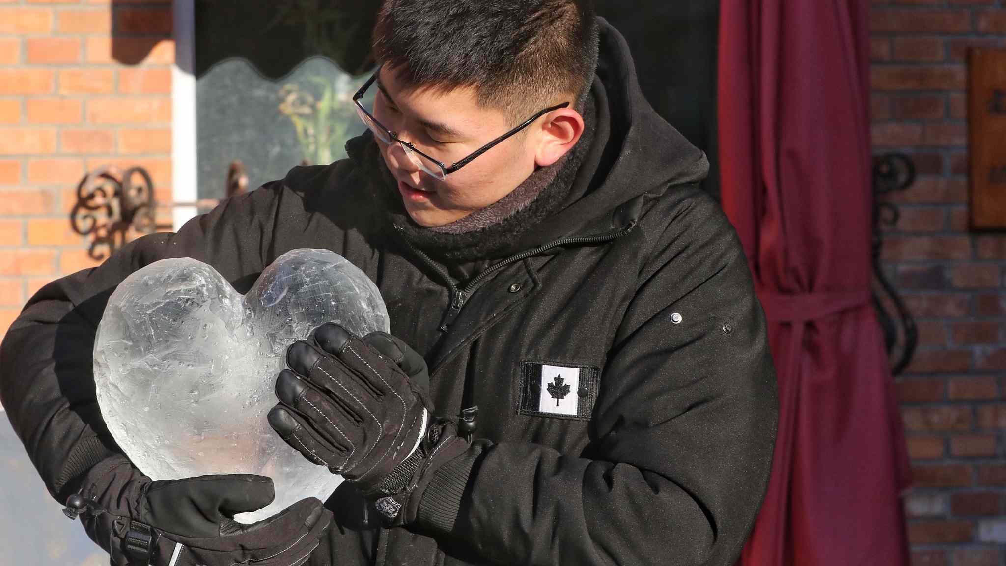 making ice sculptures