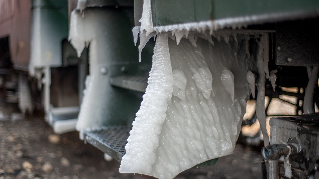 Scientists develop new way to remove ice without power, chemicals CGTN