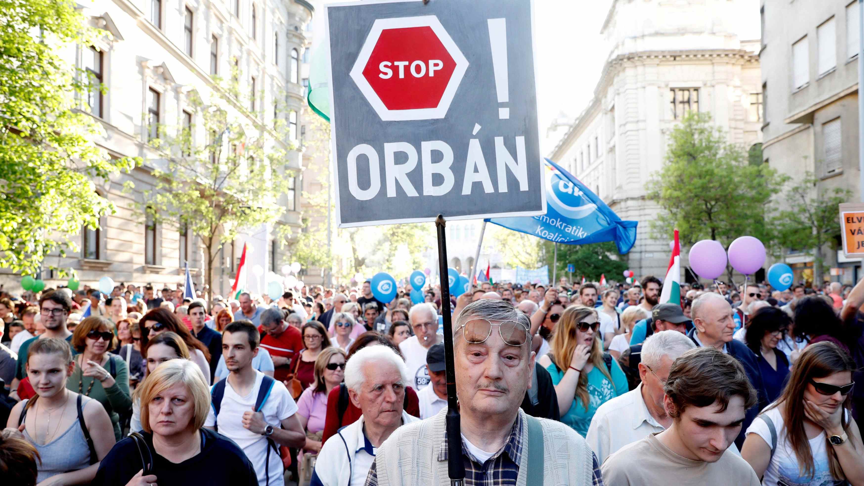 Orban Set For Third Term As Hungary PM, Protesters Gather - CGTN