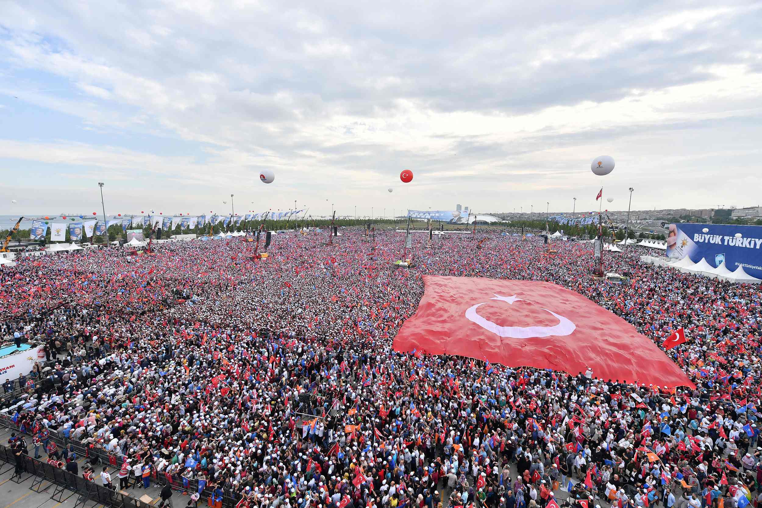 erdogan in major istanbul rally ahead of turkey vote cgtn