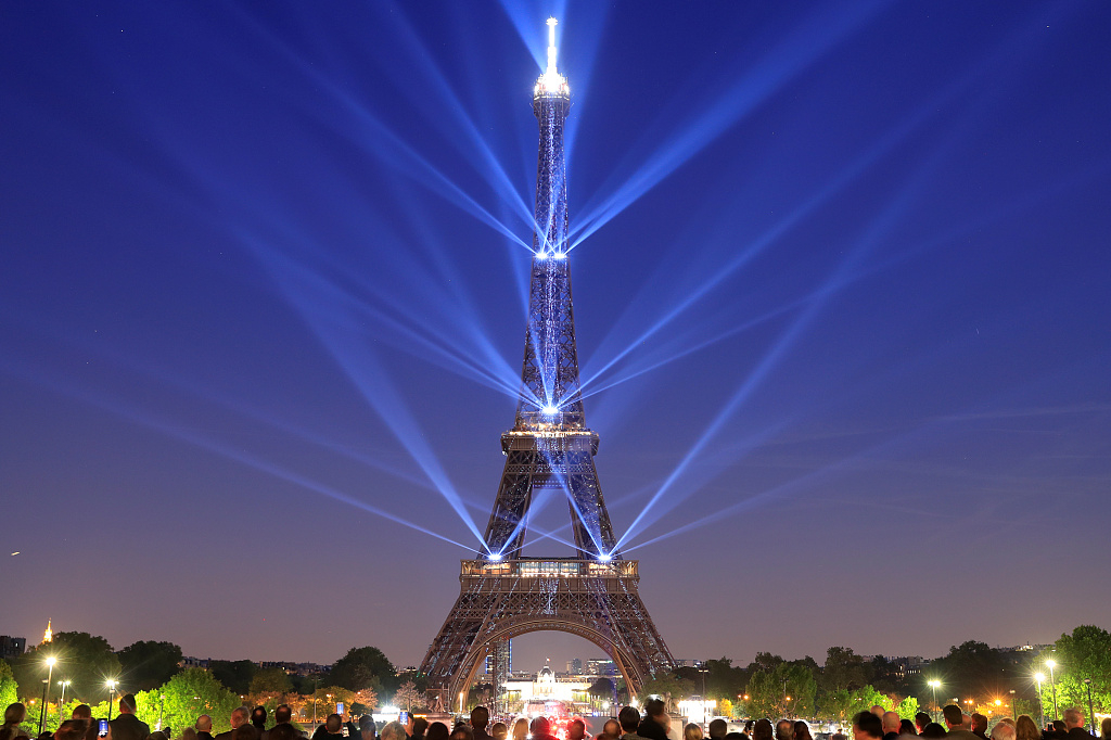 Paris celebrates Eiffel Tower's 130th anniversary with light show CGTN