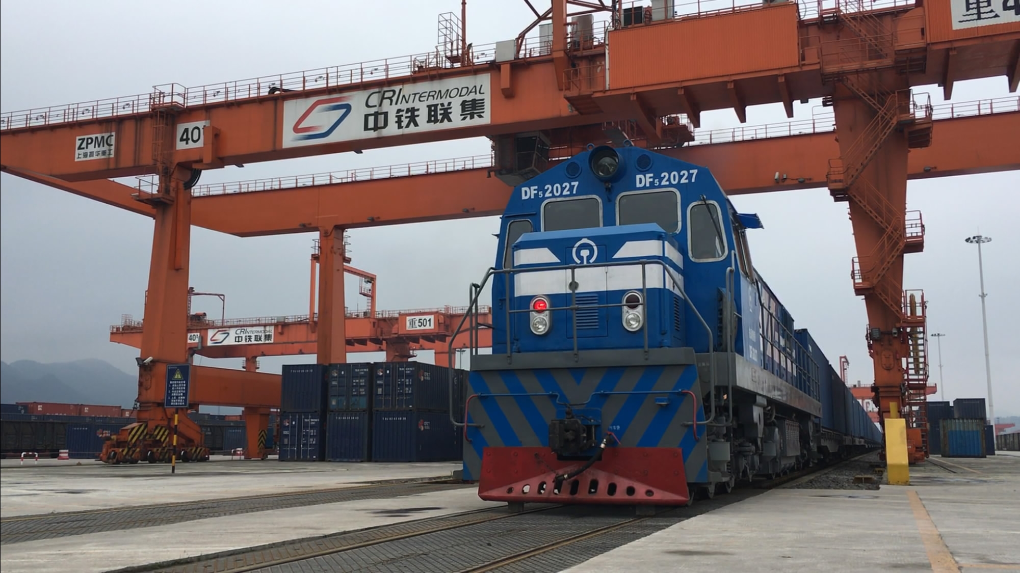 High-end products from China’s Chongqing shipped to Europe by rail - CGTN