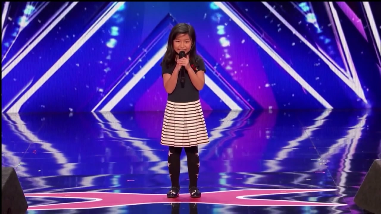 Nine-year-old Hong Kong girl wows US audience with powerful voice - CGTN