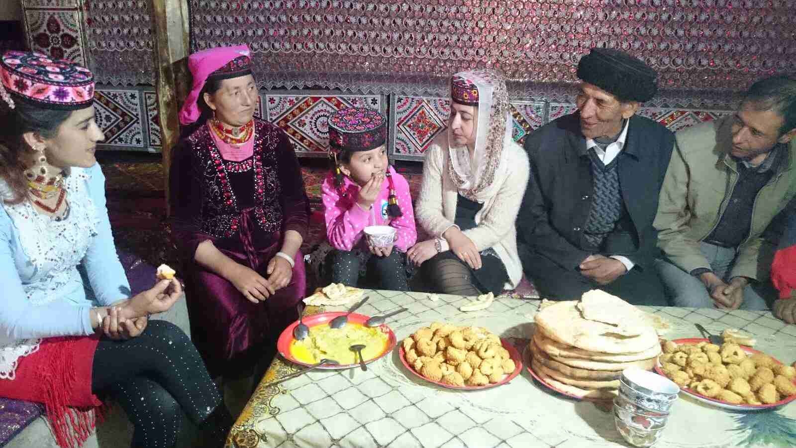 Tajik Village On The Roof Of The World - Cgtn