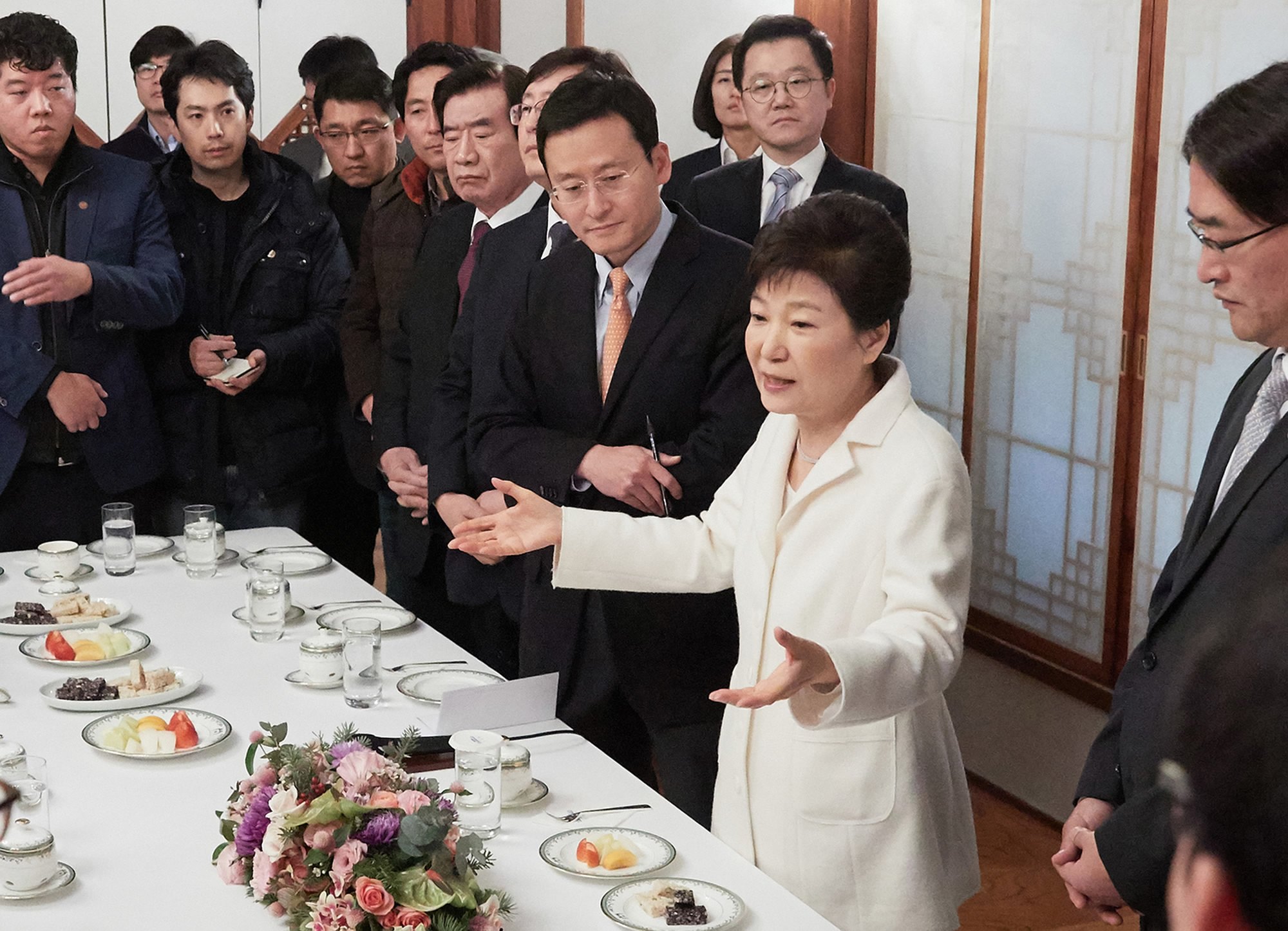 South Korean Impeached President Park Geun-hye On Sunday Afternoon Met ...