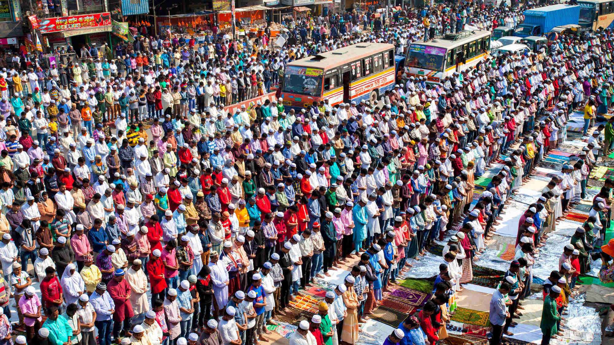 Millions of Muslims gather for Biswa Ijtema in Bangladesh - CGTN