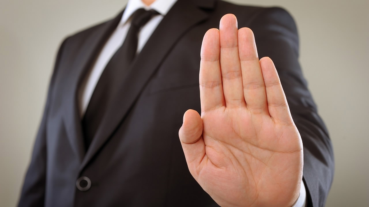 Мемы для поддержания разговора. Общительный человек. Как закончить общение с человеком не обидев. Беседа закрывается. Руководитель и сотрудник.