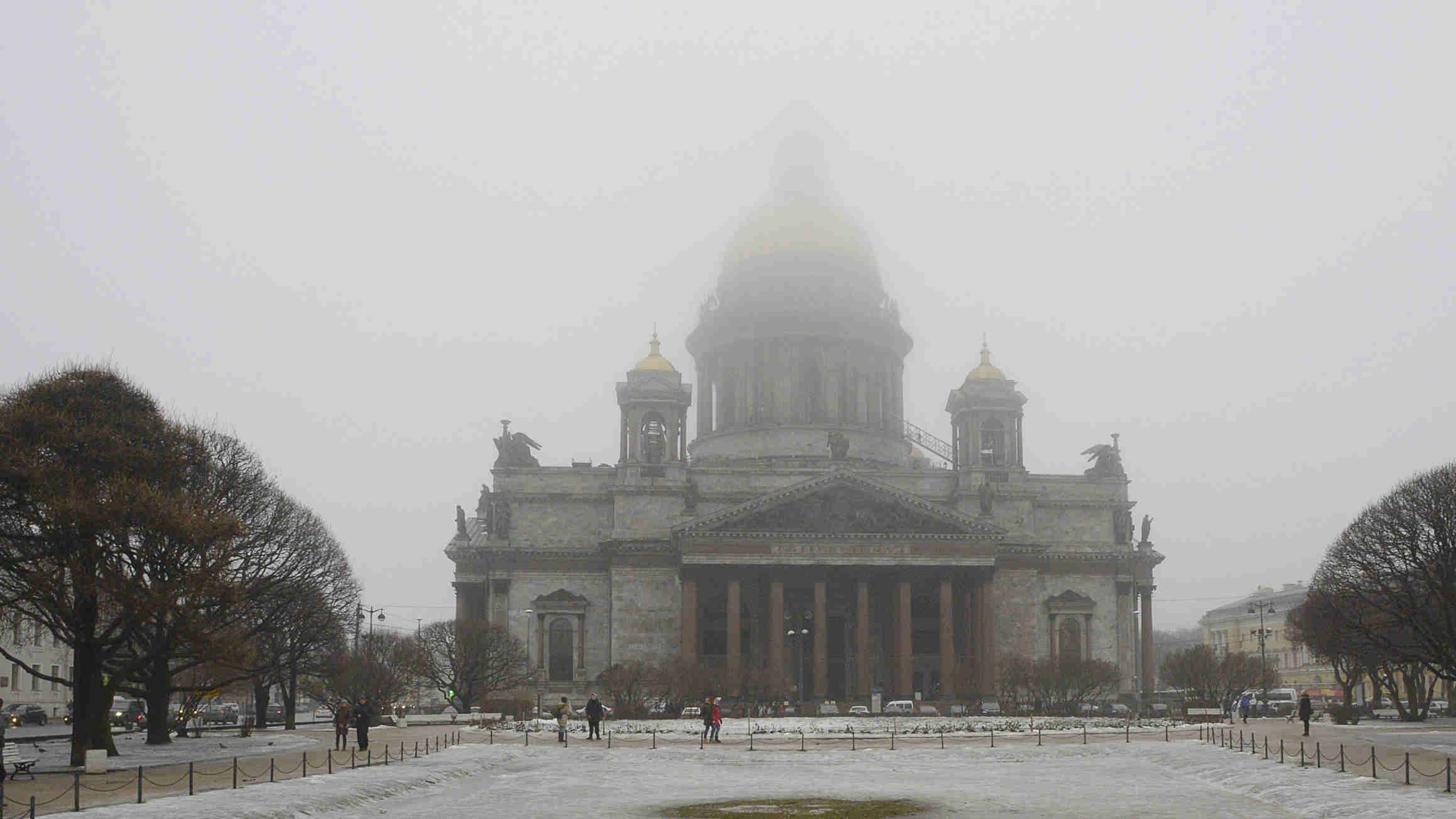 Исаакиевский собор зима авто