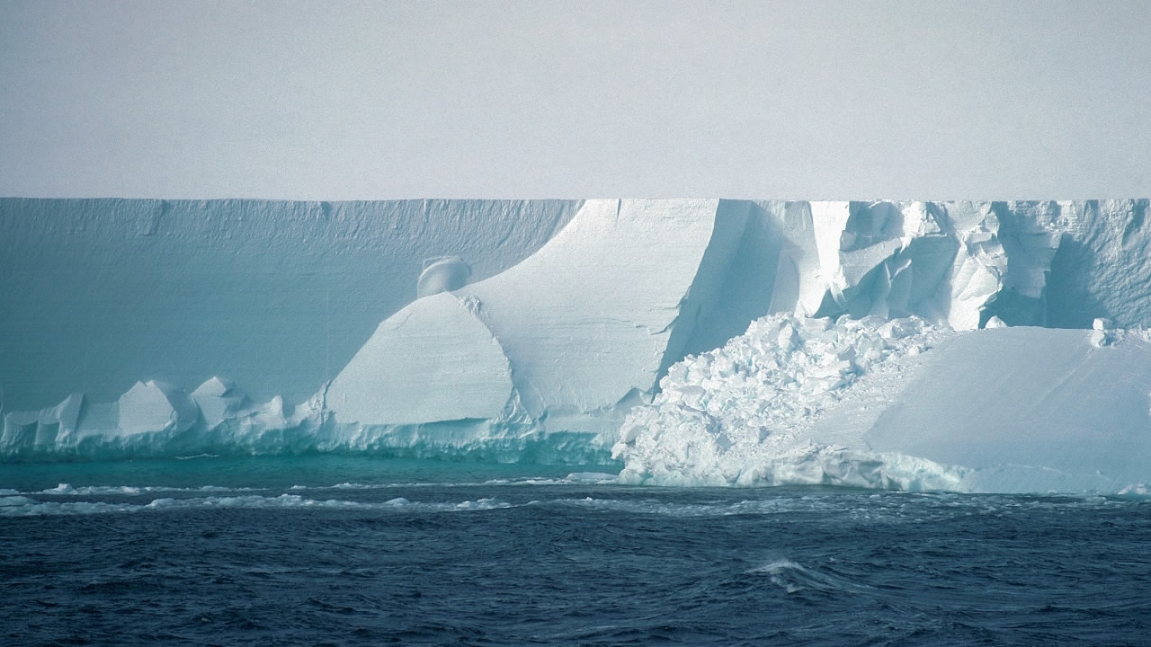 Ice, ice baby: Texas-sized area of Antarctica melts in 2016 - CGTN