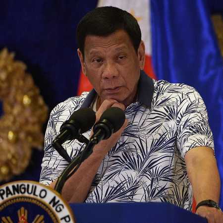 Philippines' Duterte Strips Critic Of Drug War Post - CGTN