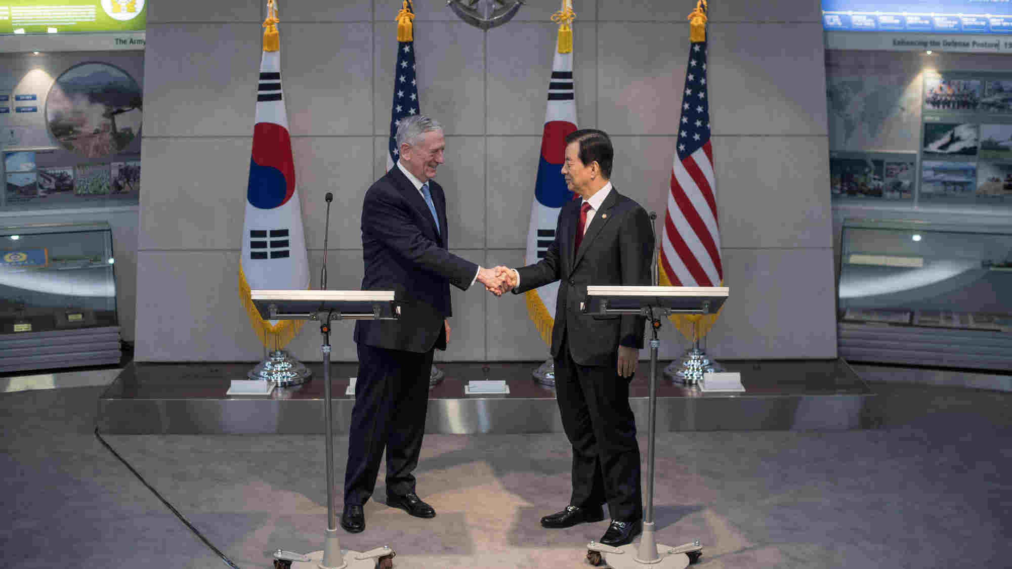 Us Defense Secretary James Mattis Met With South Korean Defense 