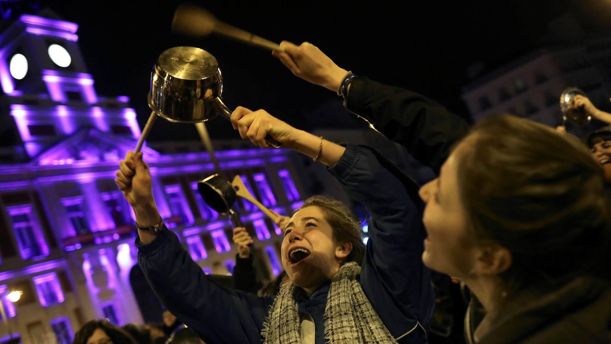 spanish-women-go-on-strike-on-international-women-s-day-cgtn