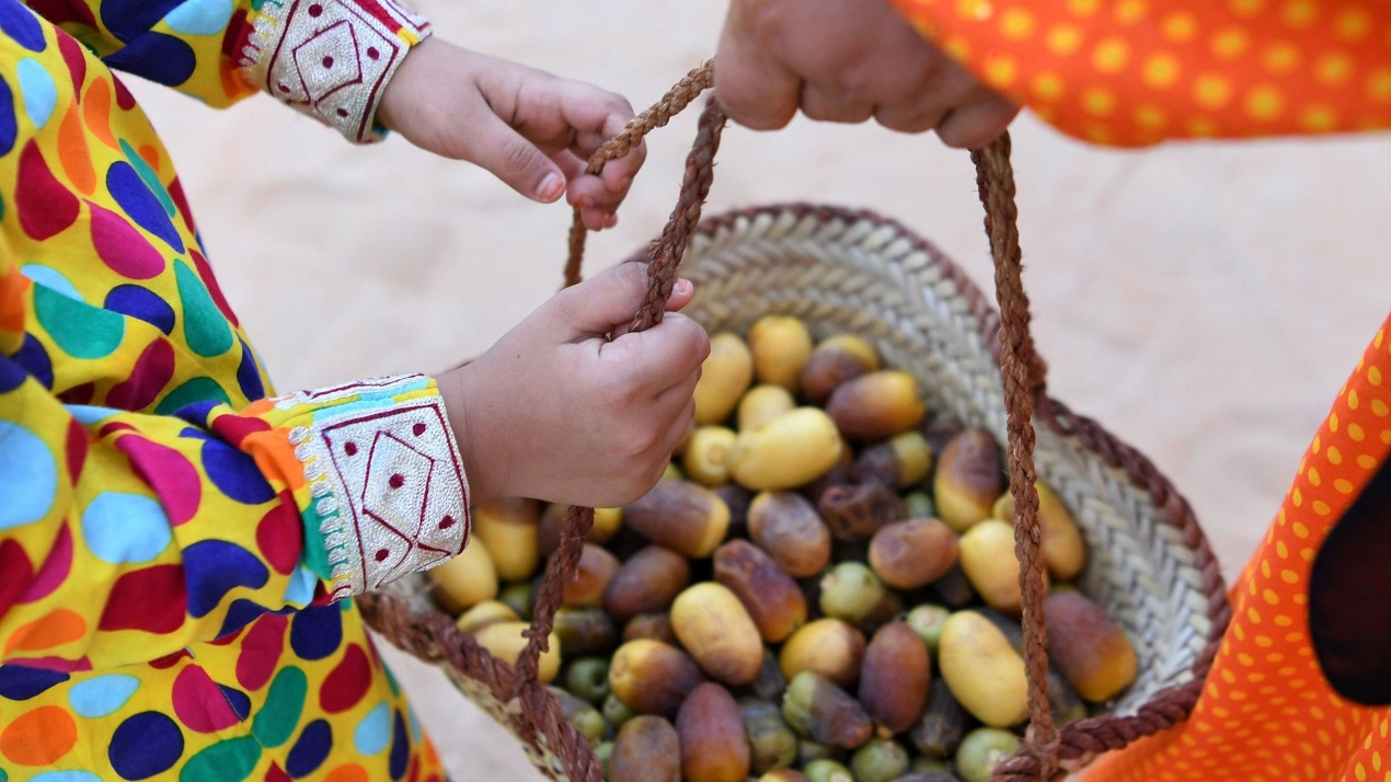 United Arab Emirates holds Liwa Date Festival to promote local culture -  CGTN