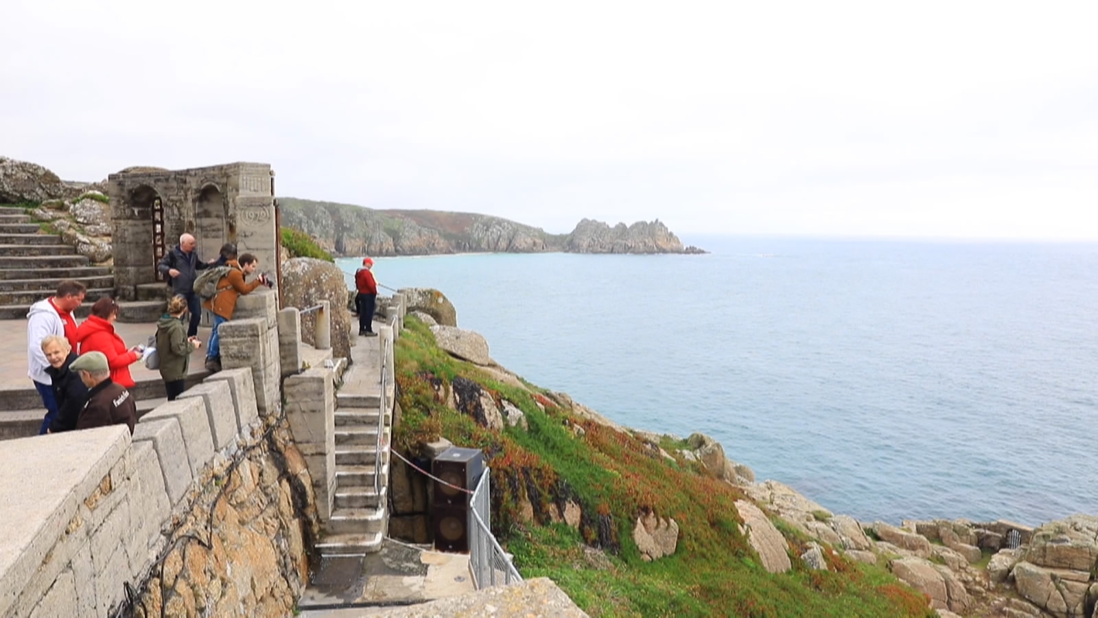 England's Minack Theatre encourages more performance arts - CGTN