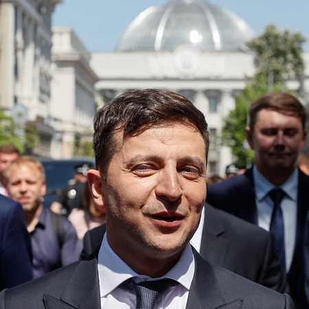 Ukrainian parliamentary election: Will Zelensky win again? - CGTN