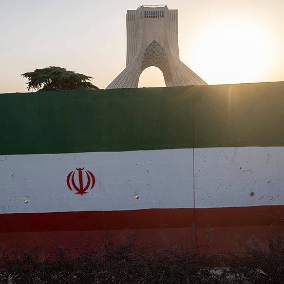 Live updates: US, Iran trade fresh strikes amid renewed tensions